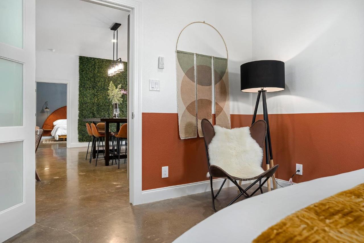 Container Haus Pet Friendly With Cowboy Pool Fredericksburg