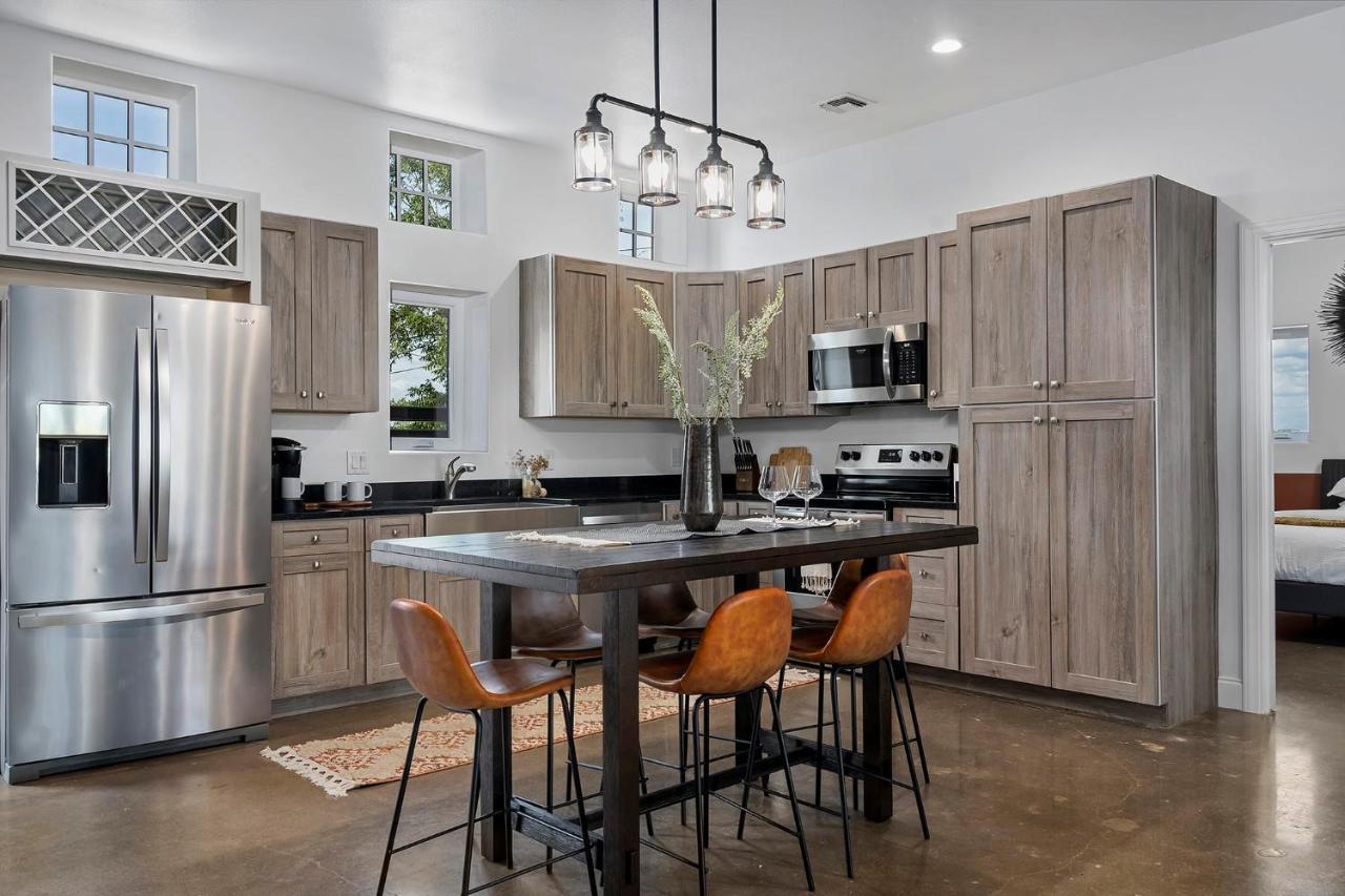 Container Haus Pet Friendly With Cowboy Pool